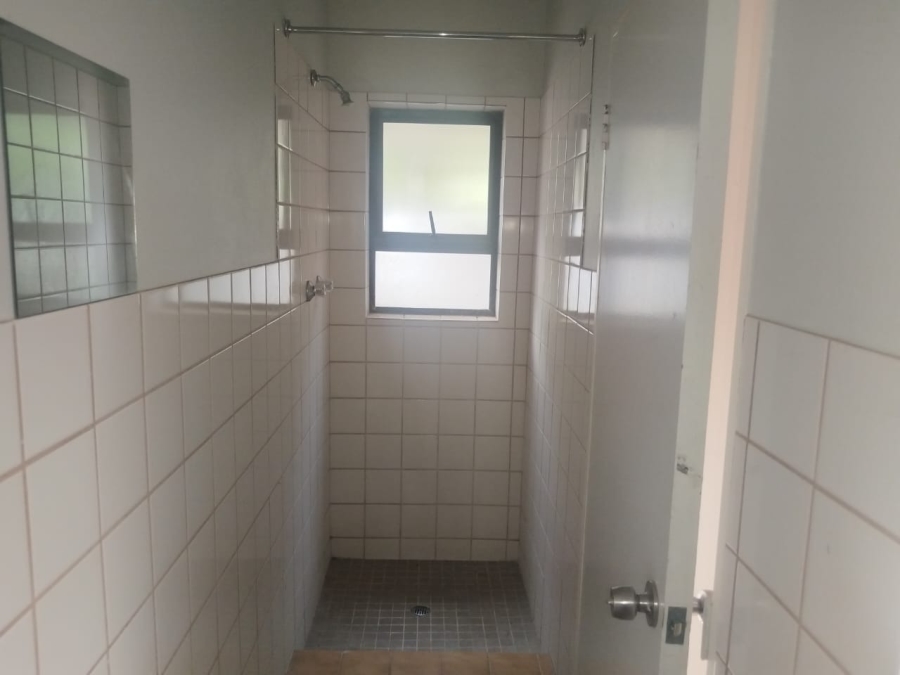 To Let 3 Bedroom Property for Rent in Hillsboro Free State